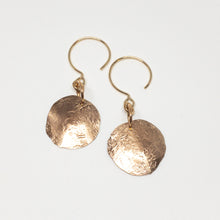 Load image into Gallery viewer, Kanso Disc Earrings - Bronze
