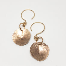 Load image into Gallery viewer, Kanso Disc Earrings - Bronze
